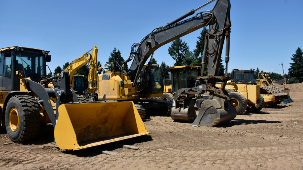 Easy Ways to Save Money on Equipment Rentals